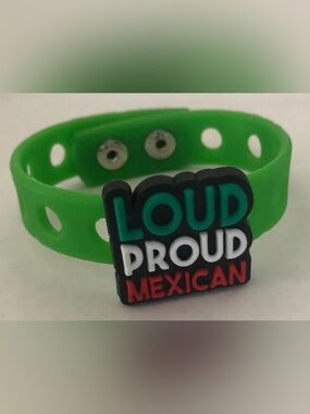 Loud Proud Mexican shoe charm bracelet
SKU1210
